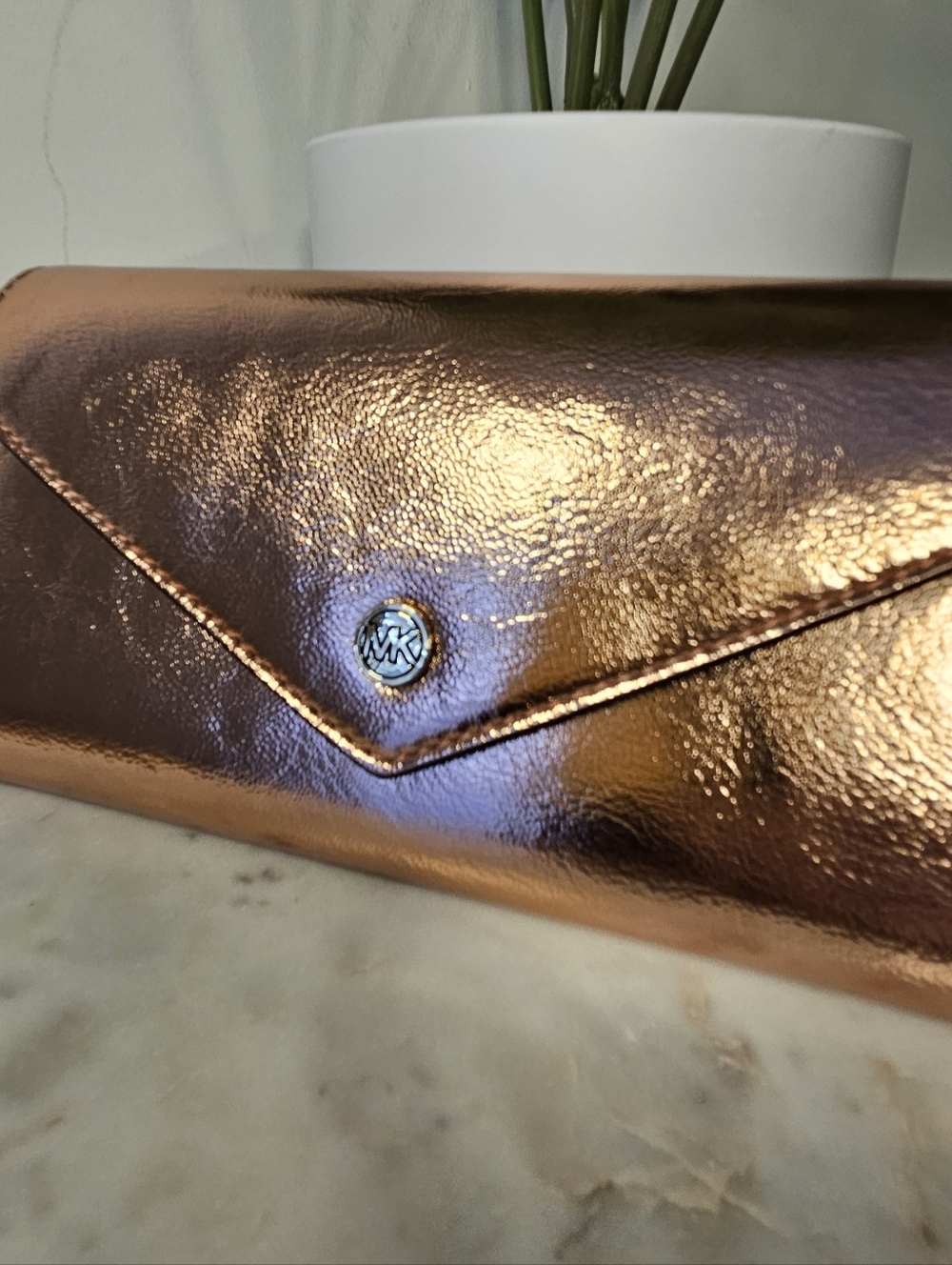 MICHAEL KORS Rose Gold Wallet ✨️ - Picture 2 of 8